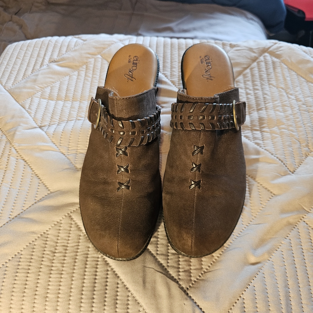 Sofft Brown Leather Mules with Buckle